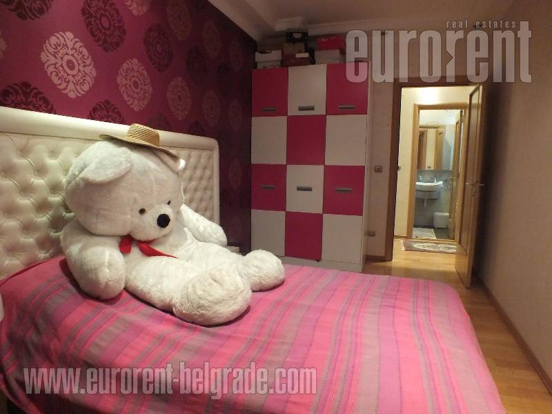 Apartment for rent, Vračar, HRAM SVETOG SAVE