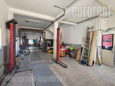 Lokal, 200 m<sup>2</sup>